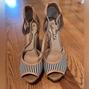 Splendid navy striped stacked heel sandal with buckle closure.